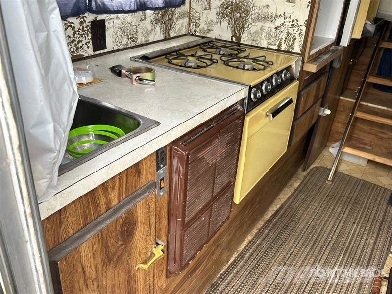  Ubilt T/A Hunting Trailer مقطورات أخرى