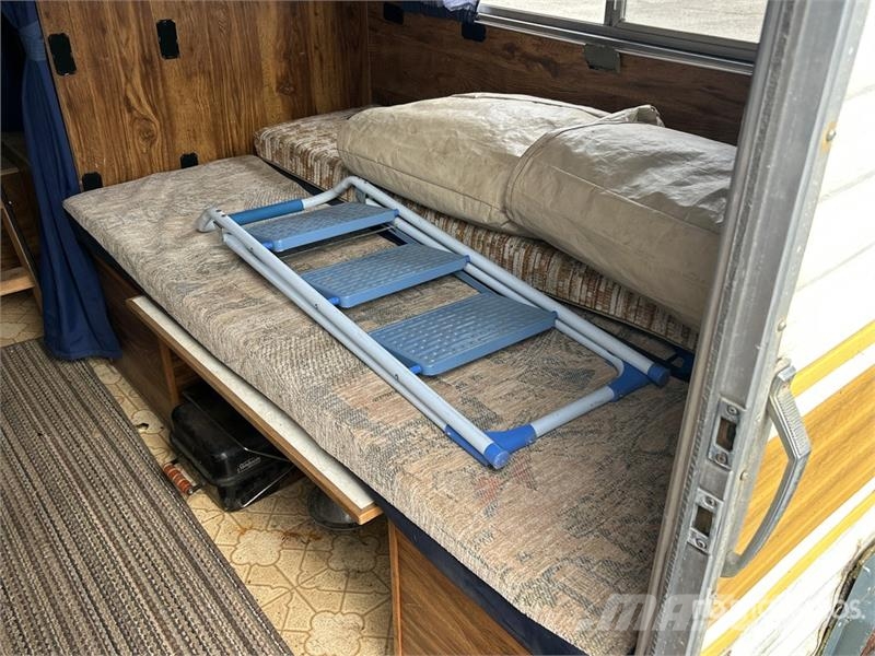  Ubilt T/A Hunting Trailer مقطورات أخرى