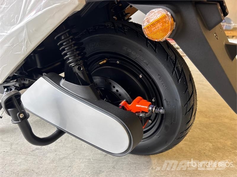 Ultron Electric Scooter (Unused) 全地形車