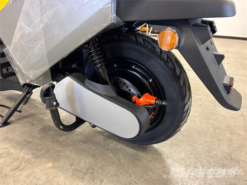 Ultron Electric Scooter (Unused) 全地形車