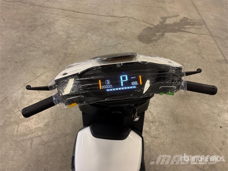 Ultron Electric Scooter (Unused) 全地形車