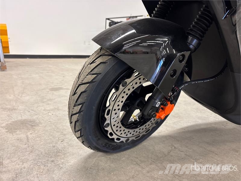 Ultron Electric Scooter (Unused) 全地形車