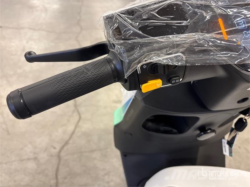 Ultron Electric Scooter (Unused) 全地形車