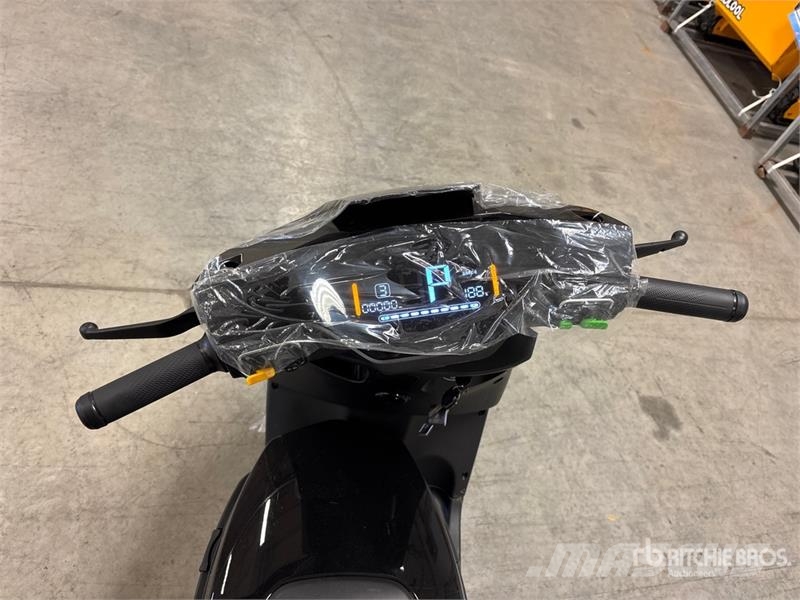 Ultron Electric Scooter (Unused) 全地形車