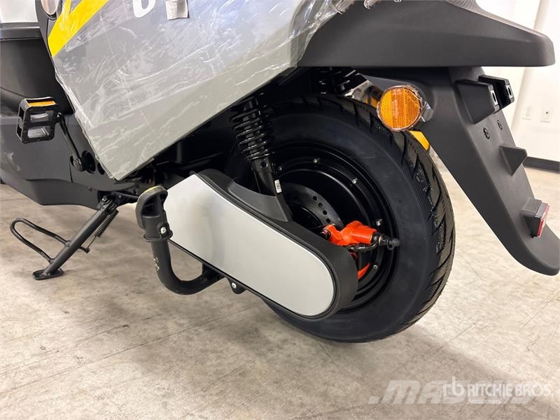 Ultron Electric Scooter (Unused) 全地形車
