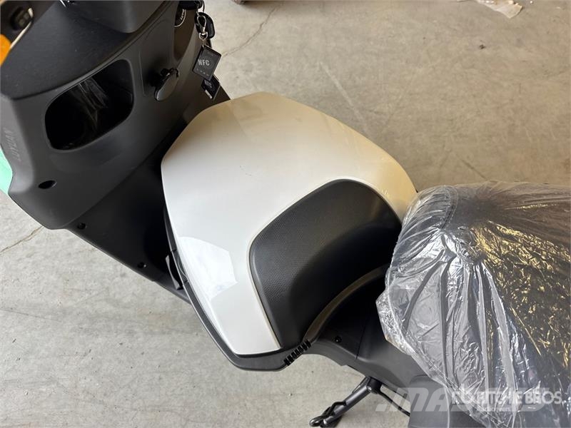 Ultron Electric Scooter (Unused) 全地形車