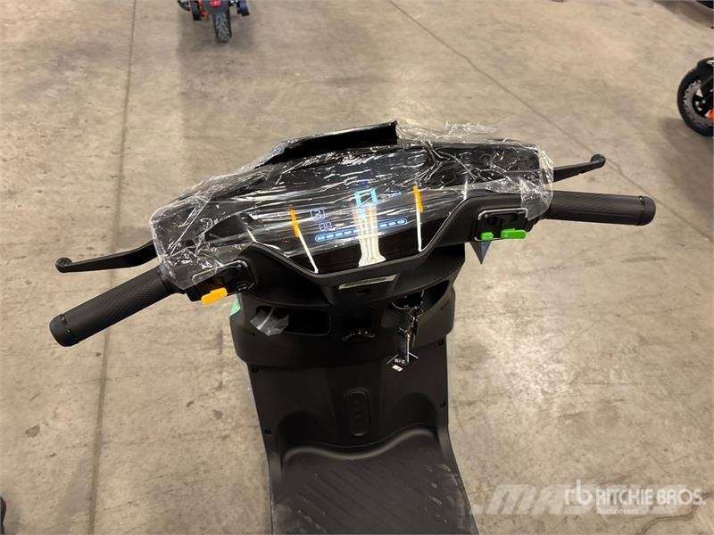Ultron Electric Scooter (Unused) 全地形車