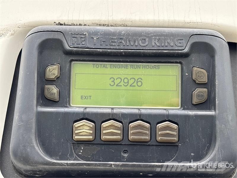 Utility 3000R Piekabes ar temperatūras kontroli