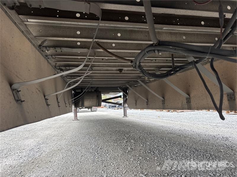 Utility 3000R Piekabes ar temperatūras kontroli