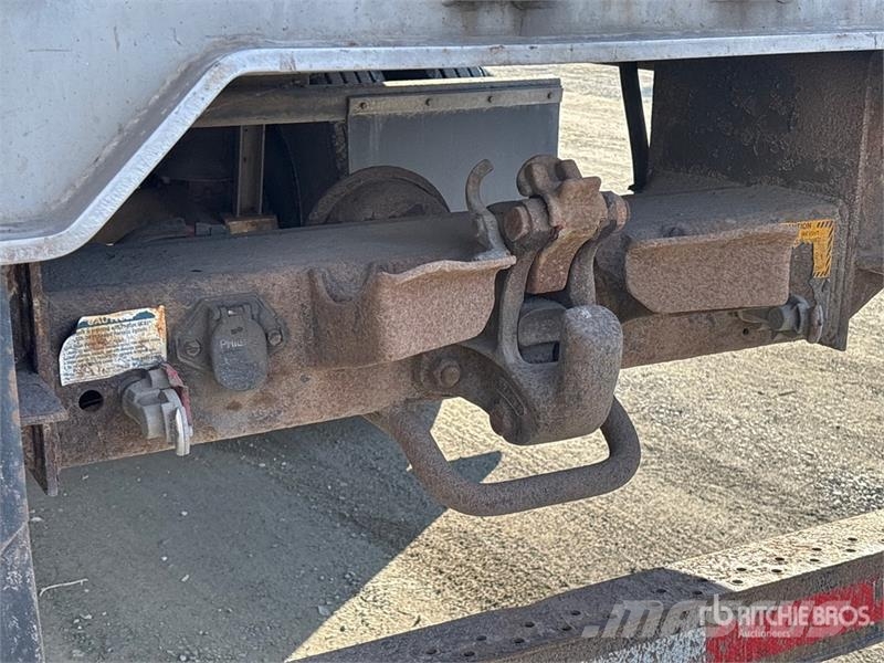 Utility 4000D-X Прицепы-фургоны