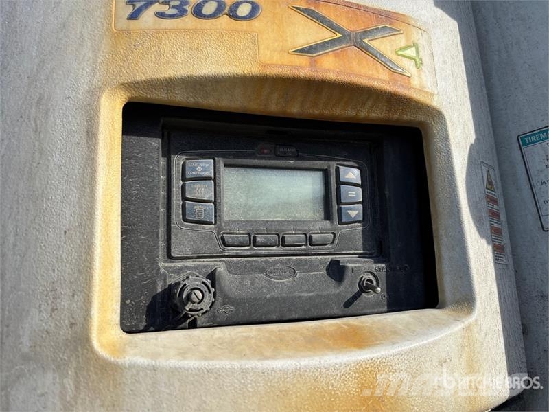 Utility 53 ft x 102 in T/A Refrigerated Trailer 保温半挂车