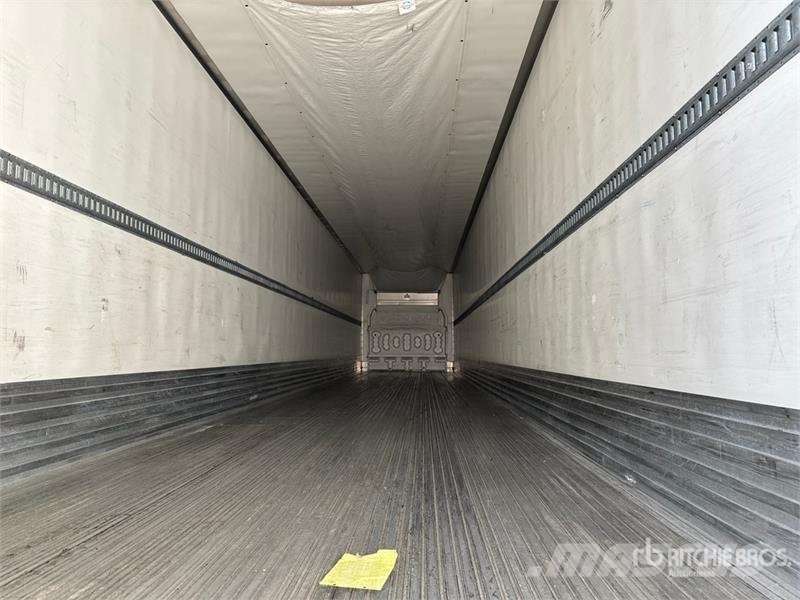 Utility 53 ft x 102 in T/A Refrigerated Trailer 保温半挂车