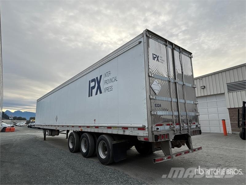 Utility 53 ft x 102 in Tri/A Refrigerated Trailer 保温半挂车