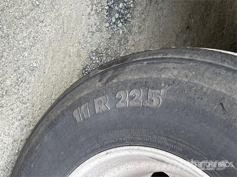 Utility 53 ft x 102 in T/A Refrigerated Trailer 保温半挂车