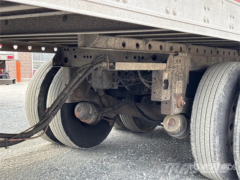 Utility 53 ft x 102 in T/A Refrigerated Trailer 保温半挂车