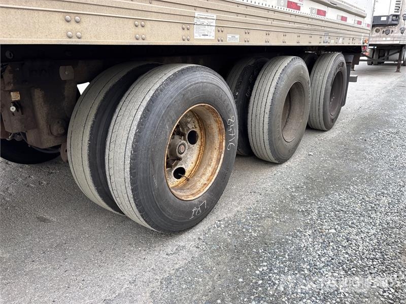 Utility 53 ft x 102 in Tri/A Heated Van Trailer Remorque Fourgon