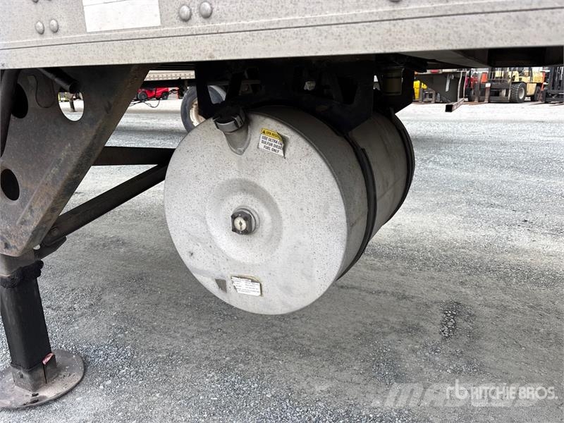 Utility 53 ft x 102 in T/A Refrigerated Trailer 保温半挂车