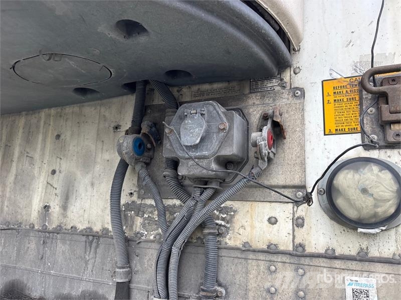 Utility 53 ft x 102 in T/A Refrigerated Trailer Piekabes ar temperatūras kontroli