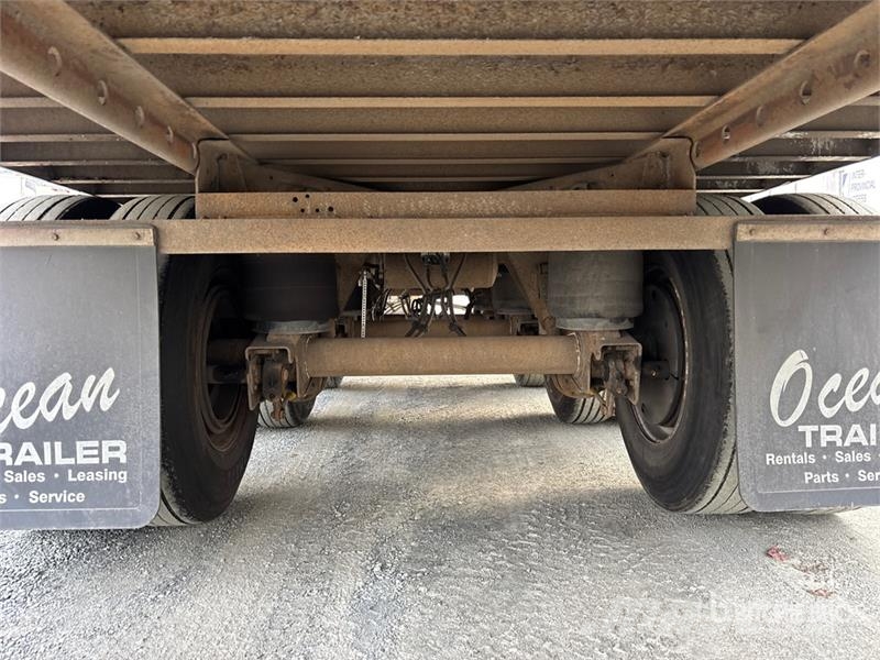 Utility 53 ft x 102 in Tri/A Heated Van Trailer Box body trailers