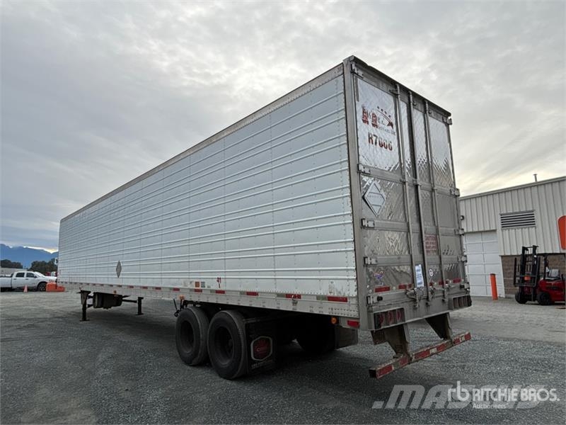 Utility 53 ft x 102 in T/A Refrigerated Trailer 保温半挂车