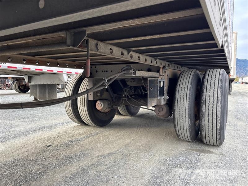 Utility 53 ft x 102 in T/A Refrigerated Trailer 保温半挂车