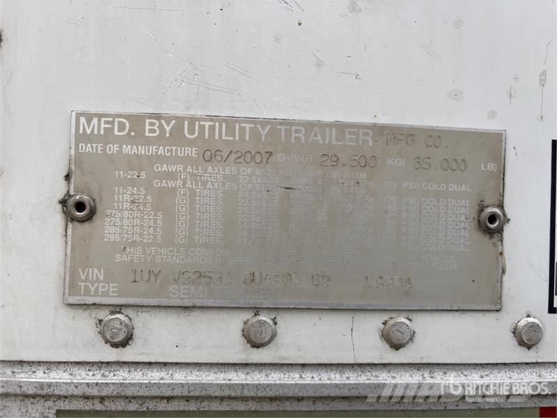 Utility 53 ft x 102 in T/A Refrigerated Trailer 保温半挂车