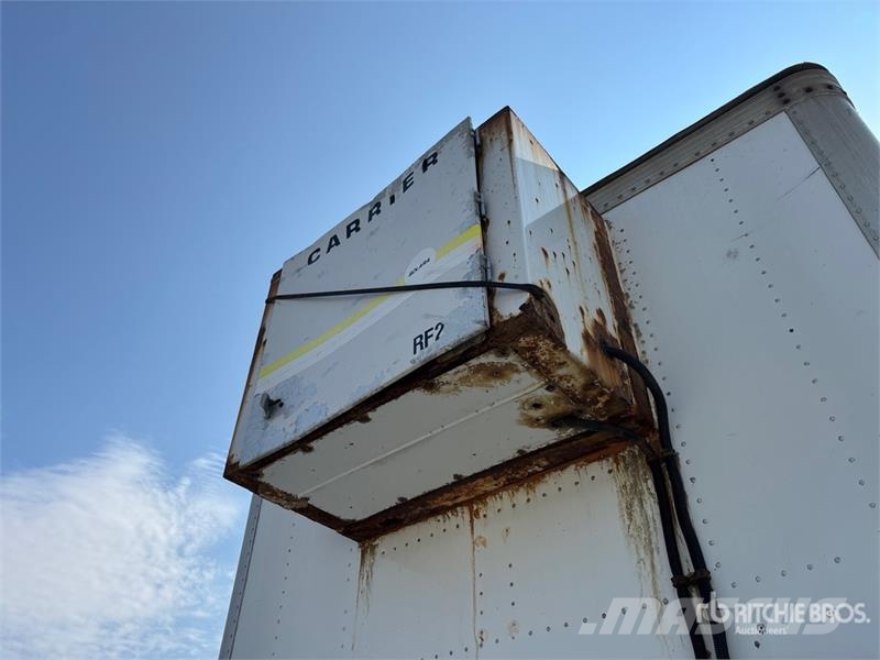 Vanguard 53 ft x 102 in Tri/A Heated Van Trailer Dobozos pótkocsik