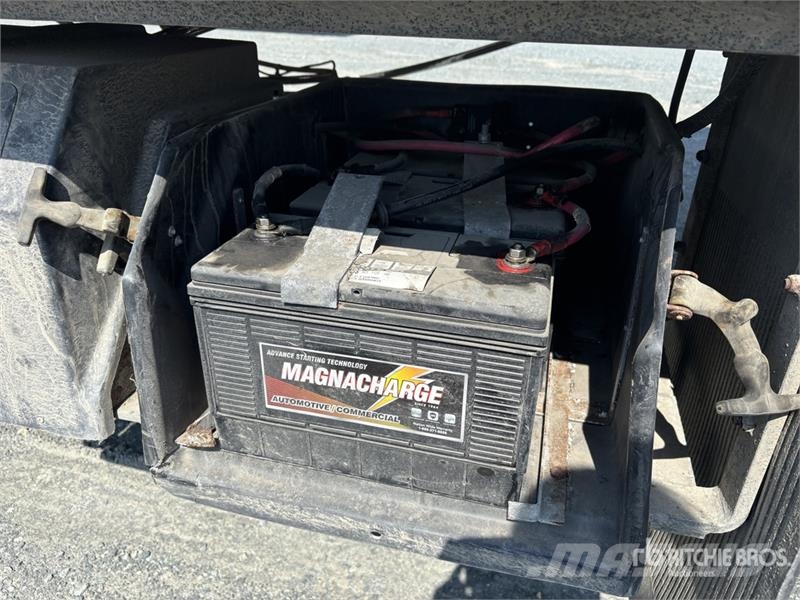 Vanguard 53 ft x 102 in T/A Van Trailer Прицепы-фургоны