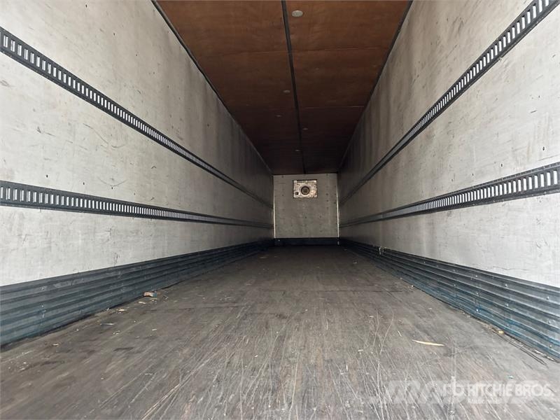 Vanguard 53 ft x 102 in T/A Heated Van Trailer Прицепы-фургоны