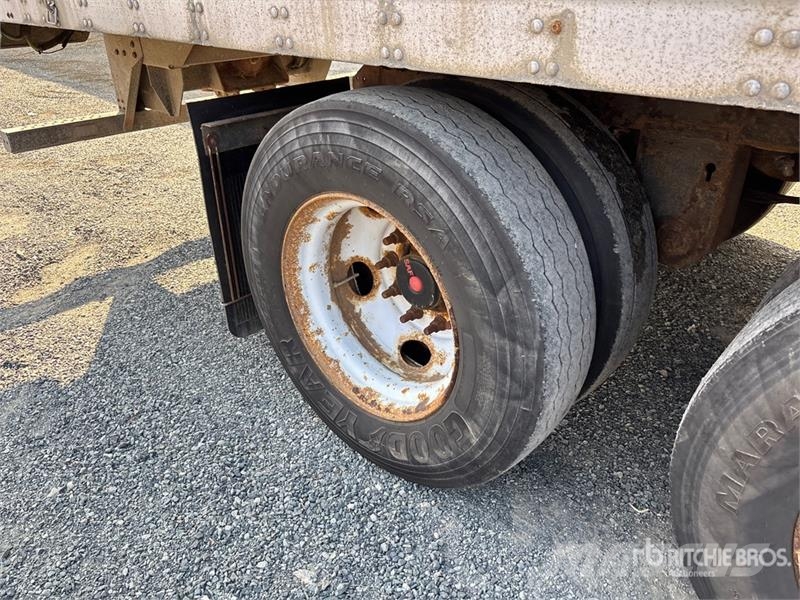 Vanguard 53 ft x 102 in T/A Van Trailer 厢式拖车