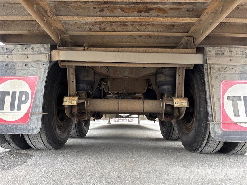 Vanguard 53 ft x 102 in T/A Heated Van Trailer Прицепы-фургоны