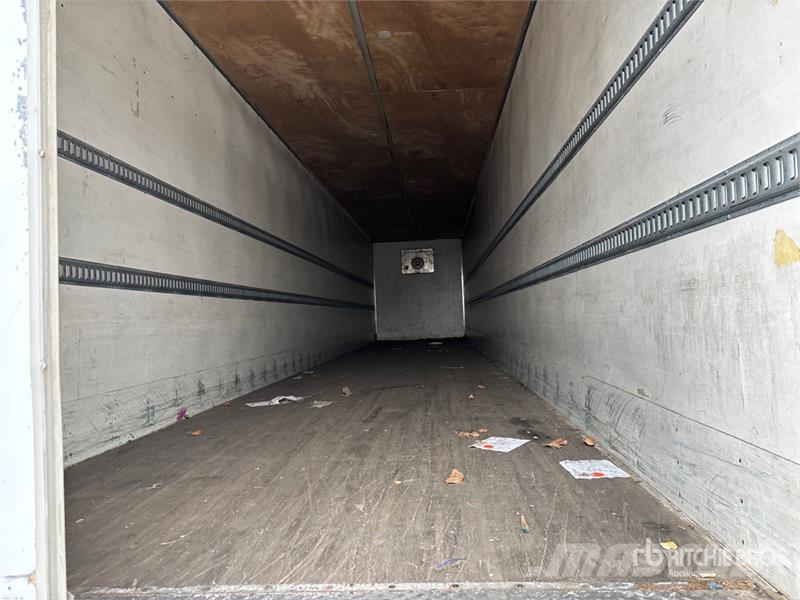 Vanguard 53 ft x 102 in T/A Heated Van Trailer Dobozos pótkocsik