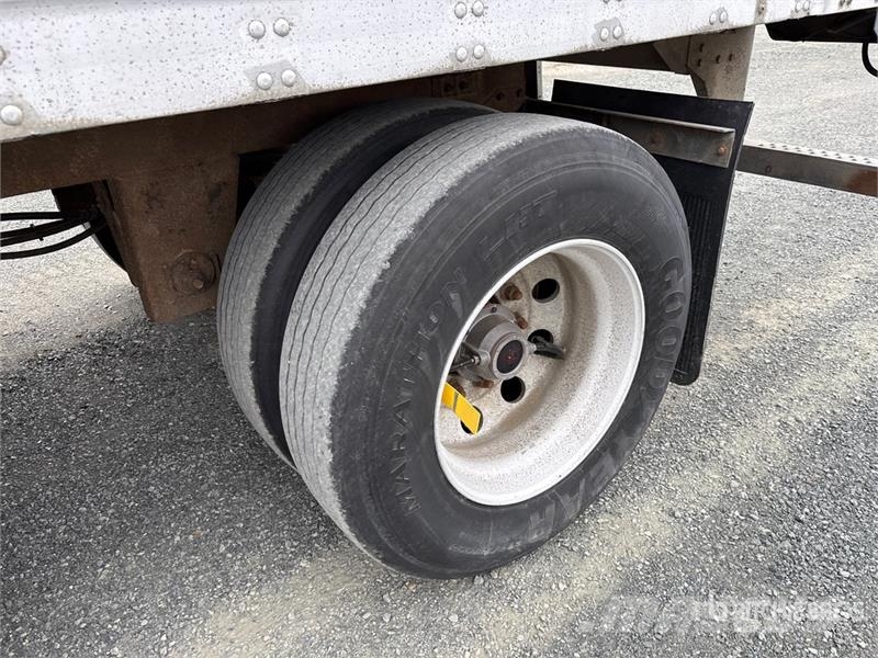 Vanguard 53 ft x 102 in Tri/A Heated Van Trailer مقطورات ذات هيكل صندوقي