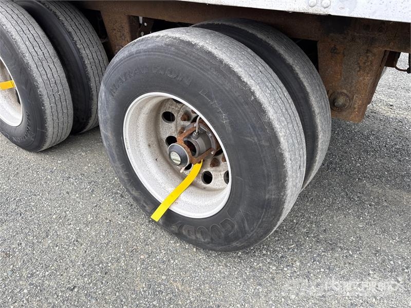 Vanguard 53 ft x 102 in Tri/A Heated Van Trailer مقطورات ذات هيكل صندوقي