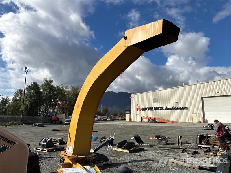 Vermeer BC600XL BRSH CHPR Tow-Behind Wood Chipper Drobilci lesa