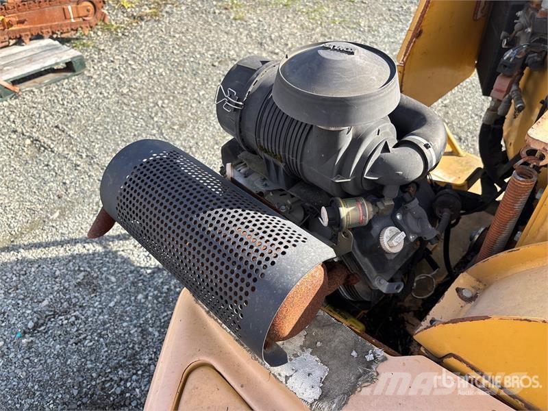 Vermeer BC600XL BRSH CHPR Tow-Behind Wood Chipper Drobilci lesa