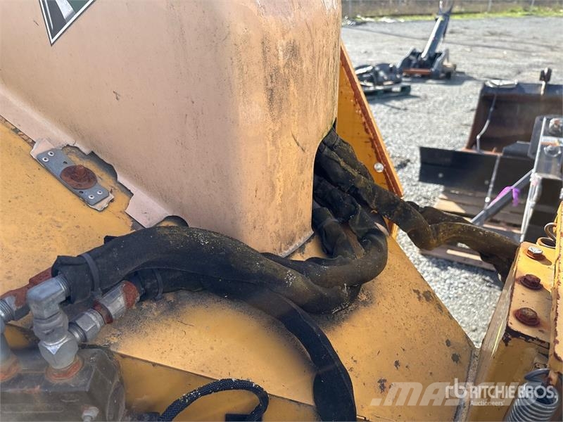Vermeer BC600XL BRSH CHPR Tow-Behind Wood Chipper Drobilci lesa
