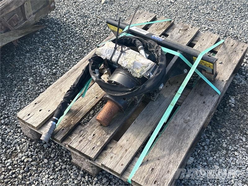 Vermeer UMA1100 Mini Skid Steer Auger Perforatrici