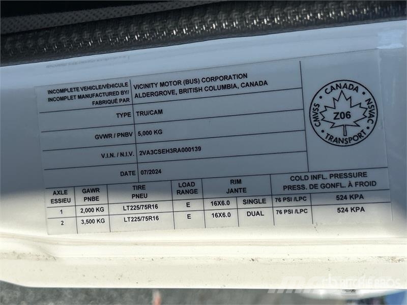 VMC 4x2 Electric Cab and Chassis Кабіни