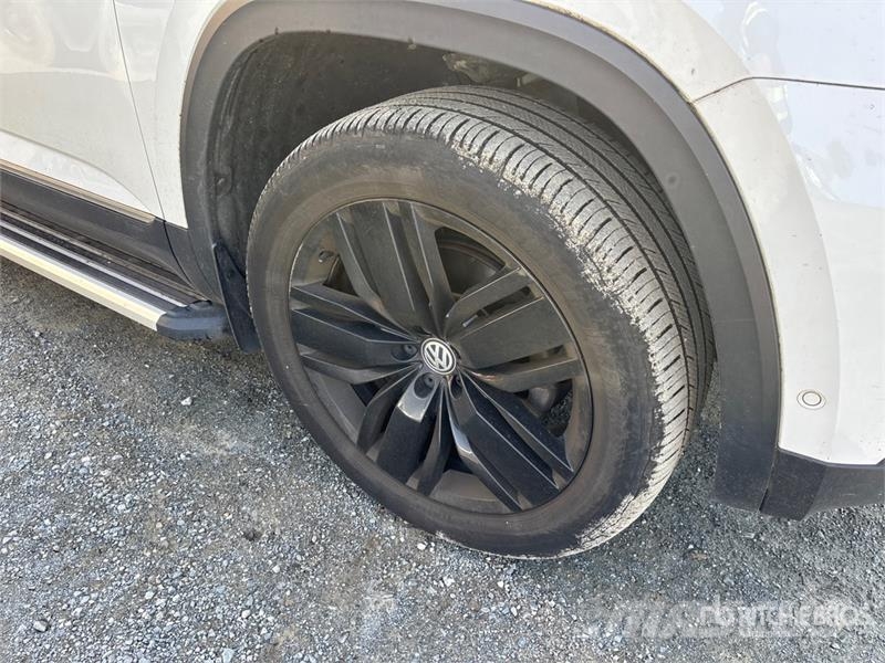 Volkswagen Atlas AWD SUV Personbiler