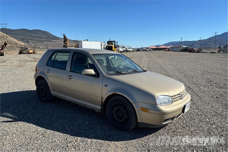 Volkswagen Golf Automobile Carros