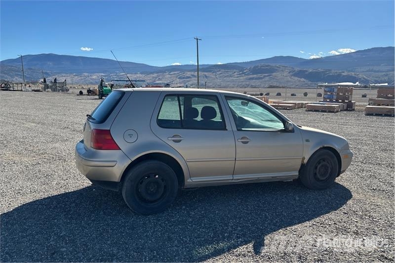 Volkswagen Golf Automobile Carros