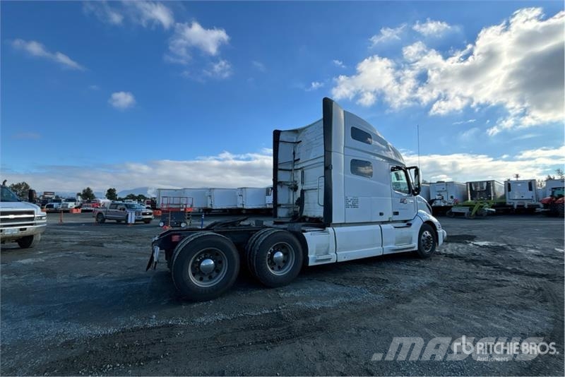 Volvo VNL Vlačilci