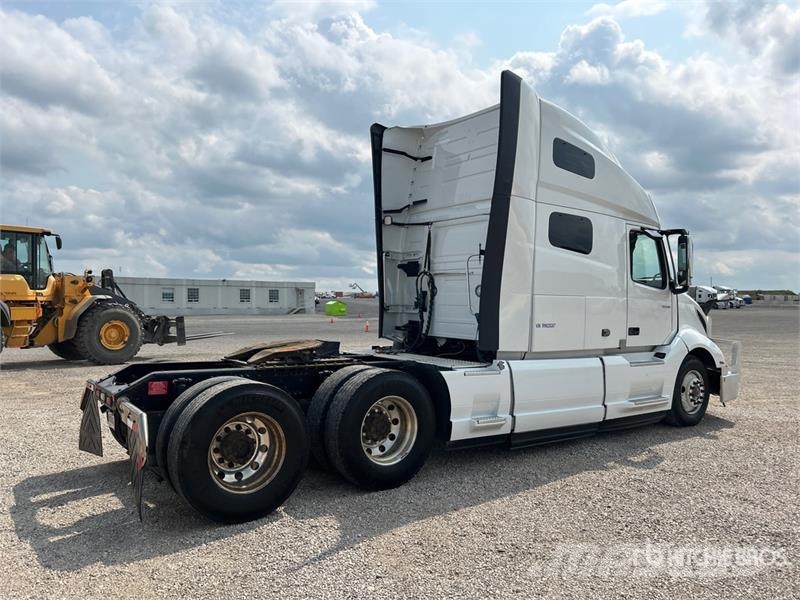 Volvo VNL 牵引车