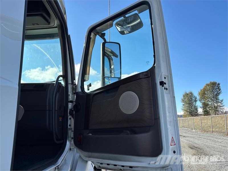Volvo VNL Motrici e Trattori Stradali