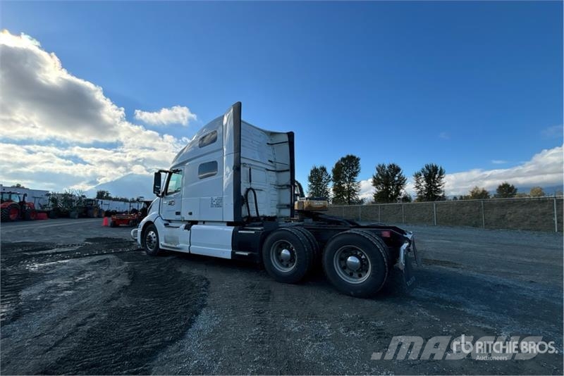 Volvo VNL Vlačilci