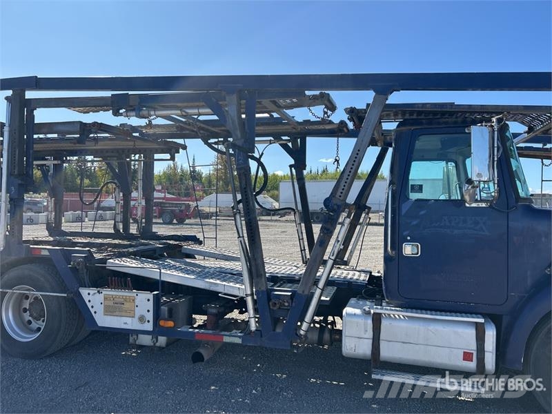 Volvo VNL Járműszállítók