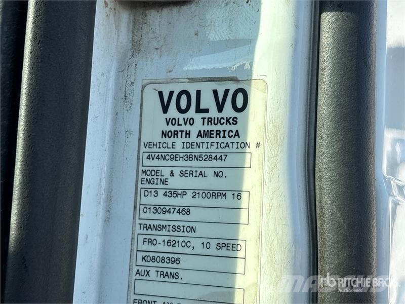 Volvo VNL Tractor Units