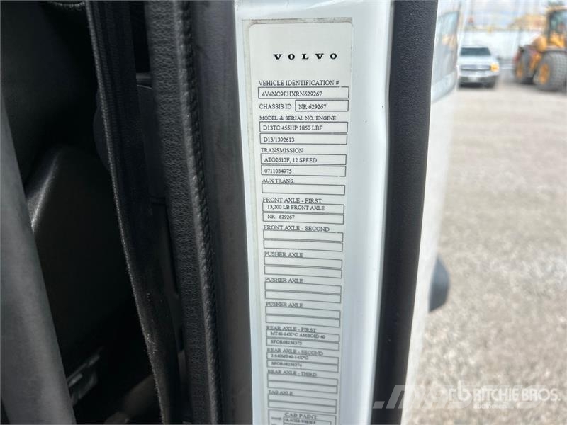Volvo VNL 牵引车