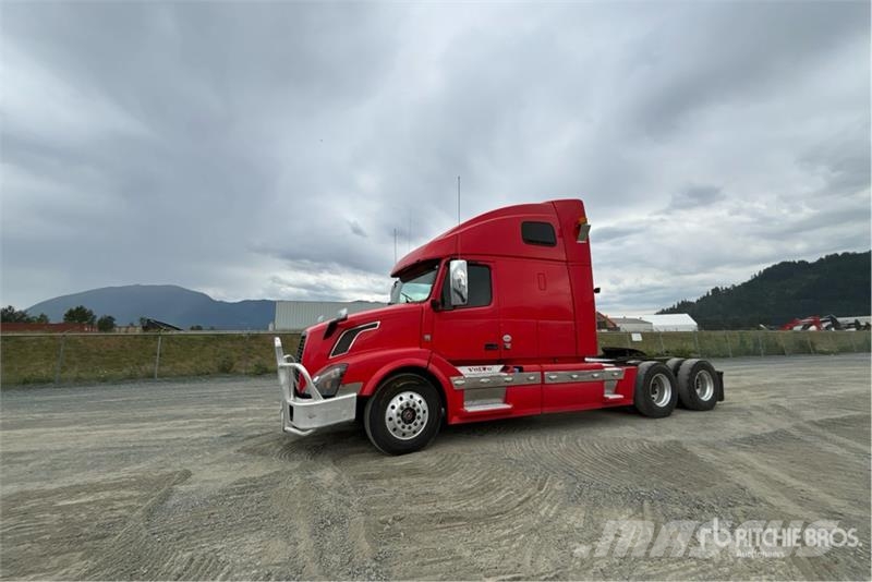 Volvo VNL Tractor Units